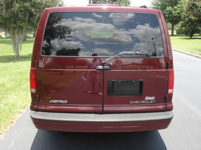 2002 Chevrolet Astro 4wd