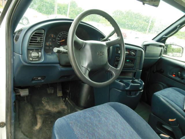 2002 Chevrolet Astro Overland 4X4