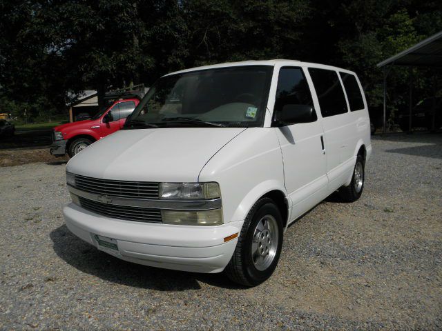 2003 Chevrolet Astro 4wd