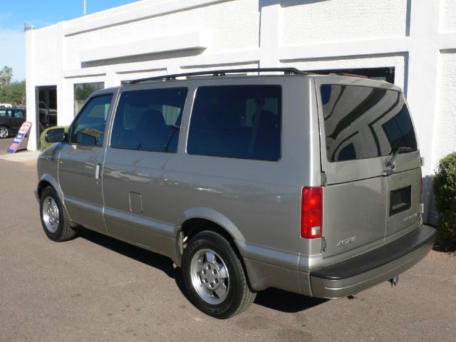 2003 Chevrolet Astro 4wd