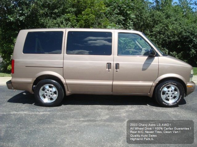 2003 Chevrolet Astro EX - DUAL Power Doors