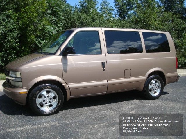 2003 Chevrolet Astro EX - DUAL Power Doors