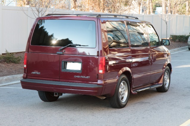 2003 Chevrolet Astro 4wd
