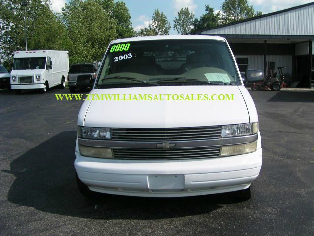 2003 Chevrolet Astro Sport PZEV