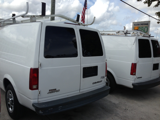 2004 Chevrolet Astro Sport PZEV