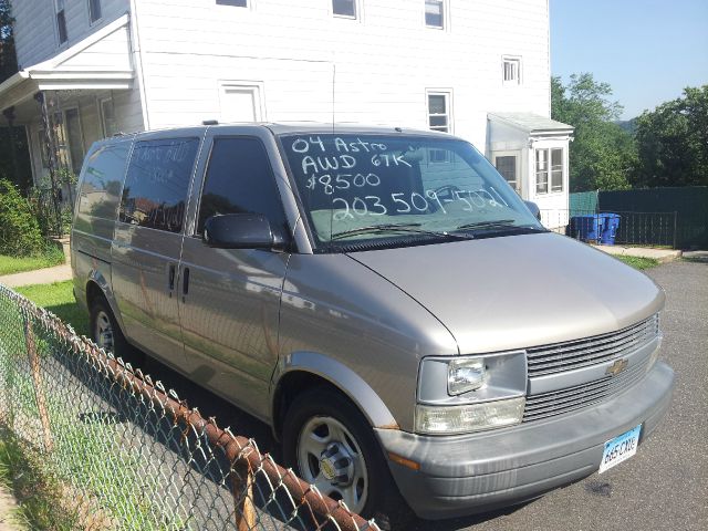 2004 Chevrolet Astro Unknown