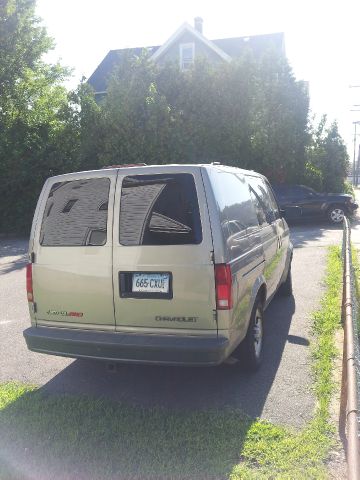 2004 Chevrolet Astro Unknown