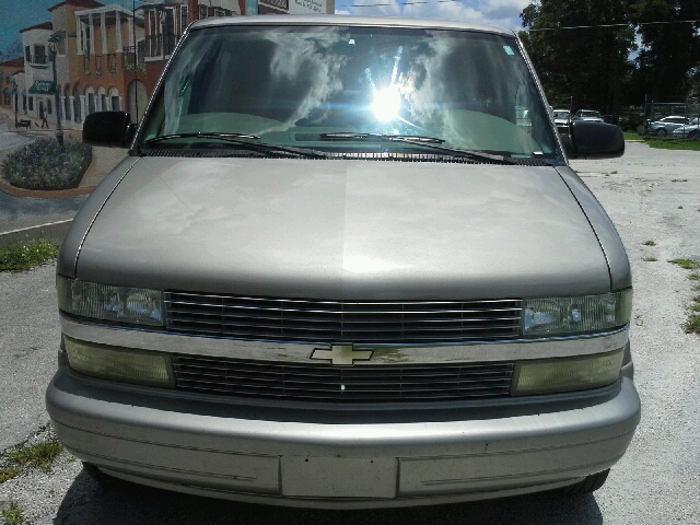 2004 Chevrolet Astro 4wd