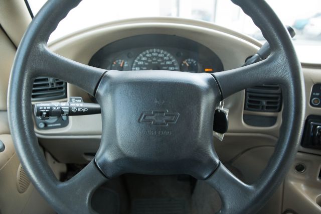 2004 Chevrolet Astro 4wd