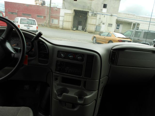 2004 Chevrolet Astro Water Truck