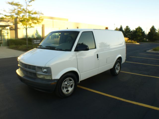 2005 Chevrolet Astro Sport PZEV