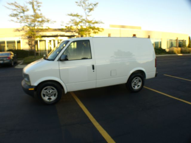 2005 Chevrolet Astro Sport PZEV