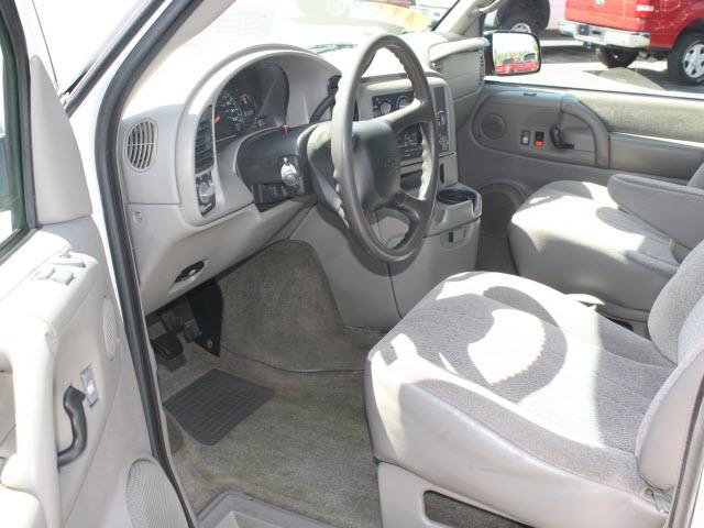 2005 Chevrolet Astro Unknown
