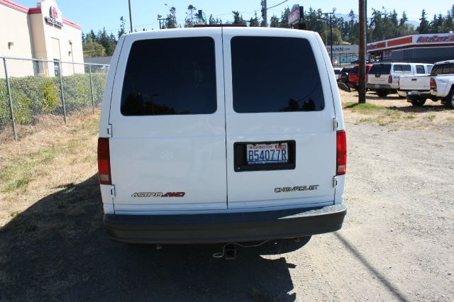 2005 Chevrolet Astro 6MT Sport REAR Steer