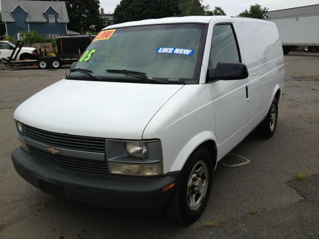 2005 Chevrolet Astro Sport PZEV