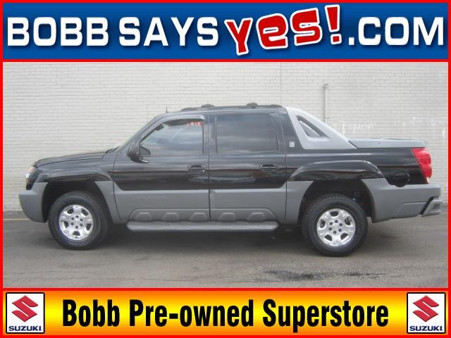 2002 Chevrolet Avalanche Conversion Van 15