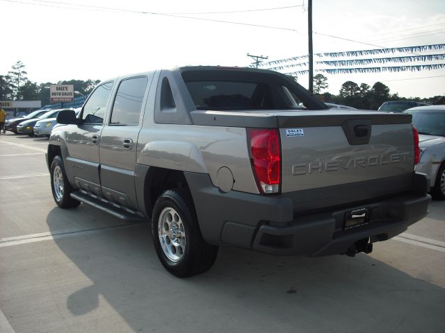 2002 Chevrolet Avalanche Unknown