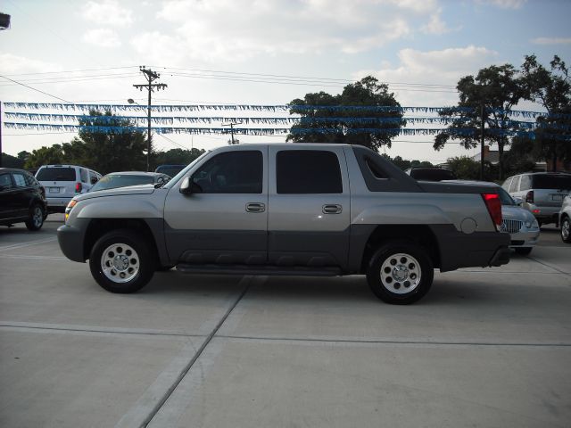2002 Chevrolet Avalanche Unknown