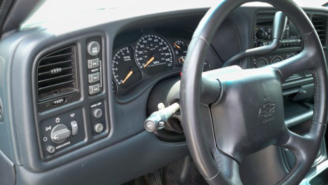 2002 Chevrolet Avalanche Carrera Coupe