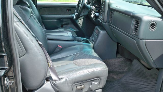 2002 Chevrolet Avalanche Carrera Coupe