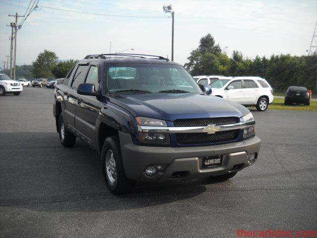 2002 Chevrolet Avalanche Base