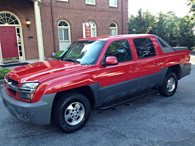 2002 Chevrolet Avalanche C350 4dr Sdn 3.5L Sport RWD Sedan