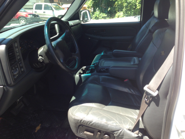 2002 Chevrolet Avalanche Carrera Coupe