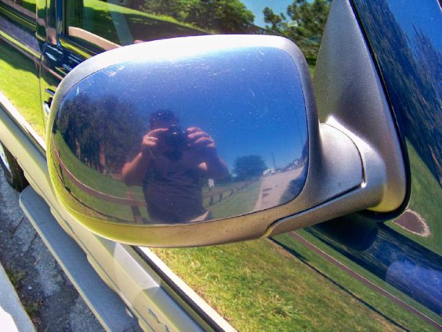 2002 Chevrolet Avalanche C350 4dr Sdn 3.5L Sport RWD Sedan