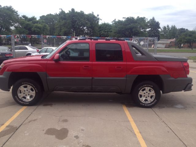 2002 Chevrolet Avalanche Crew Cab Amarillo 4X4