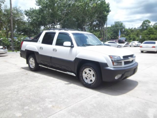 2002 Chevrolet Avalanche Cabriolet 6-spd Manual