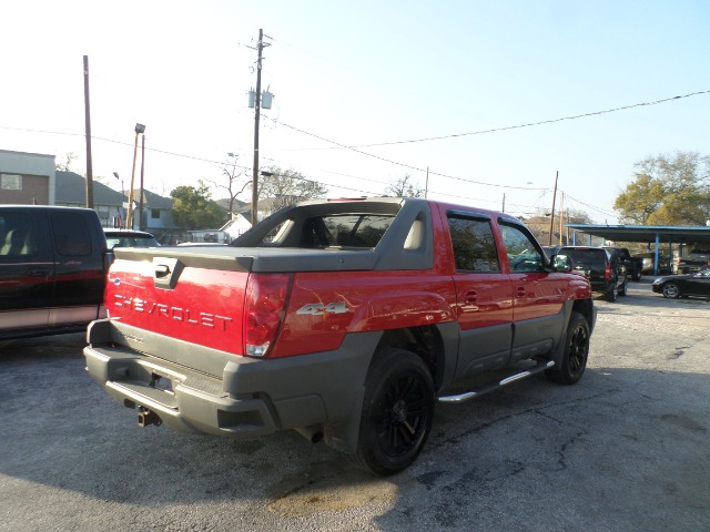 2002 Chevrolet Avalanche C350 4dr Sdn 3.5L Sport RWD Sedan