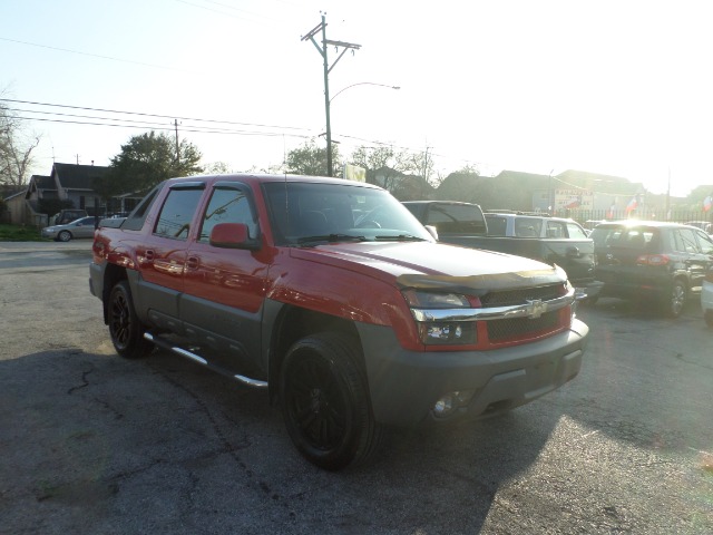 2002 Chevrolet Avalanche C350 4dr Sdn 3.5L Sport RWD Sedan