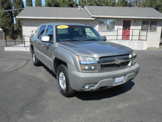 2002 Chevrolet Avalanche C350 4dr Sdn 3.5L Sport RWD Sedan