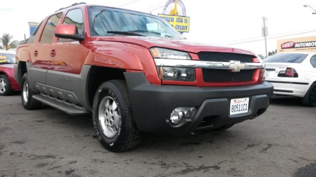 2002 Chevrolet Avalanche Unknown
