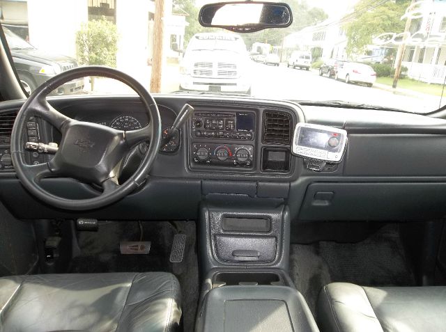 2002 Chevrolet Avalanche Carrera Coupe