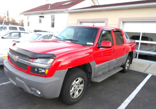 2002 Chevrolet Avalanche C350 4dr Sdn 3.5L Sport RWD Sedan