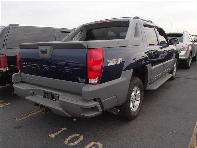 2002 Chevrolet Avalanche Cabriolet 6-spd Manual