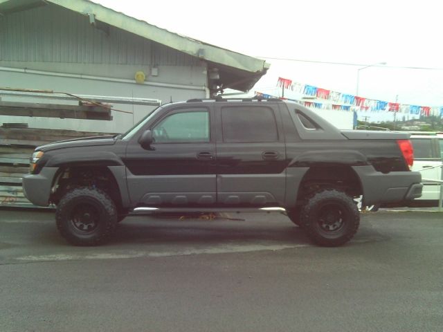 2002 Chevrolet Avalanche Carrera Coupe