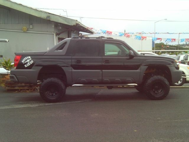 2002 Chevrolet Avalanche Carrera Coupe