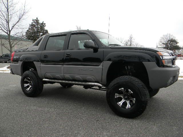 2002 Chevrolet Avalanche C350 4dr Sdn 3.5L Sport RWD Sedan