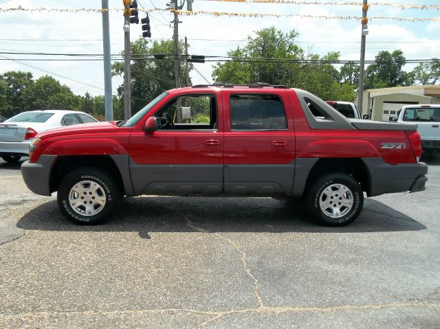 2002 Chevrolet Avalanche C350 4dr Sdn 3.5L Sport RWD Sedan