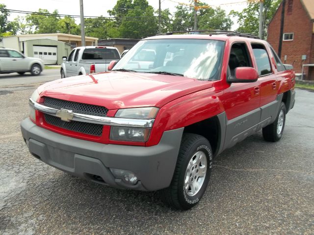 2002 Chevrolet Avalanche C350 4dr Sdn 3.5L Sport RWD Sedan