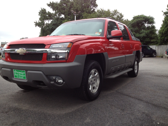 2002 Chevrolet Avalanche C350 4dr Sdn 3.5L Sport RWD Sedan