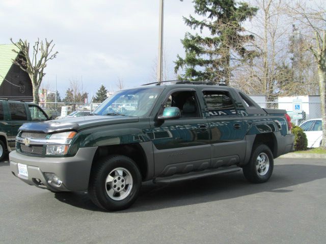 2002 Chevrolet Avalanche C350 4dr Sdn 3.5L Sport RWD Sedan