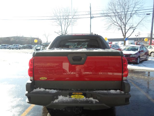 2002 Chevrolet Avalanche C350 4dr Sdn 3.5L Sport RWD Sedan