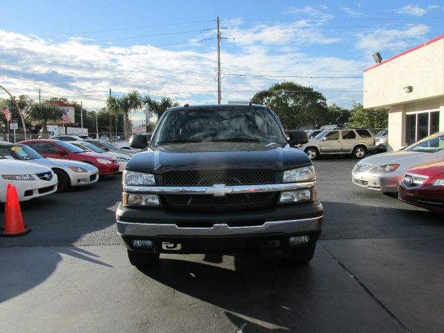 2003 Chevrolet Avalanche C350 4dr Sdn 3.5L Sport RWD Sedan