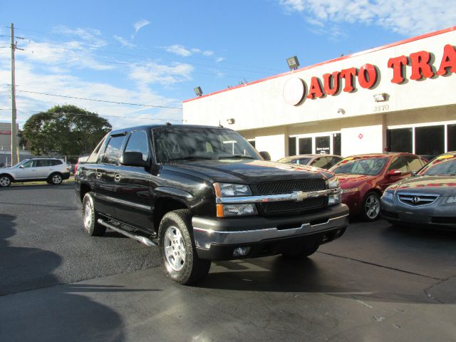 2003 Chevrolet Avalanche C350 4dr Sdn 3.5L Sport RWD Sedan