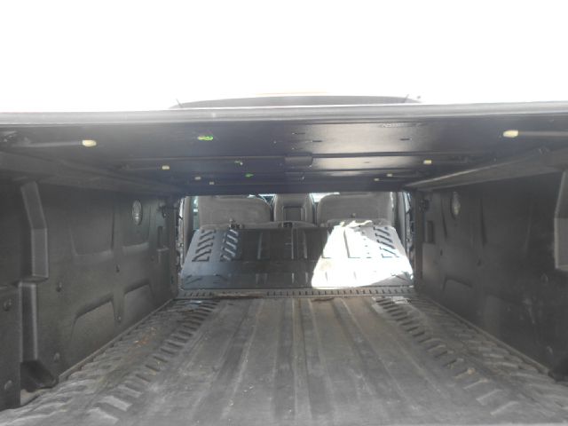 2003 Chevrolet Avalanche C350 4dr Sdn 3.5L Sport RWD Sedan