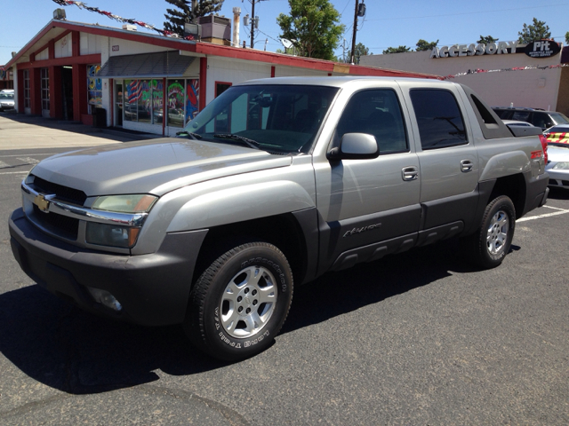 2003 Chevrolet Avalanche C350 4dr Sdn 3.5L Sport RWD Sedan