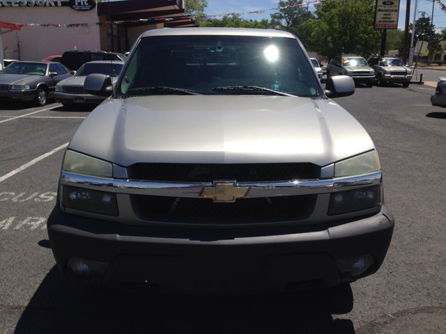 2003 Chevrolet Avalanche C350 4dr Sdn 3.5L Sport RWD Sedan